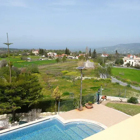 Mouttali, Beautiful Secluded With Private Pool And Sports Area