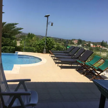 Mouttali, Beautiful Secluded With Private Pool And Sports Area * Pano Akourdalia