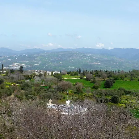 Mouttali, Beautiful Secluded With Private Pool And Sports Area Vilă *